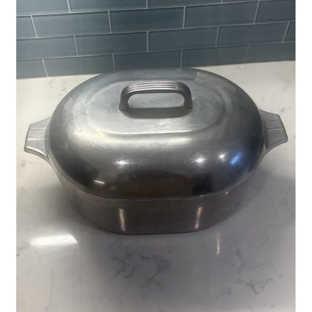 Vintage Wagner Ware Magnalite 4265-P Sidney-O- 8 Qt Oval Roaster, Lid & Trivet